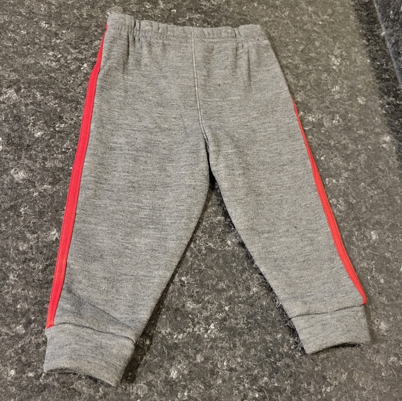 Paw Patrol 2 piece outfit 12 months - Picture 5 of 6